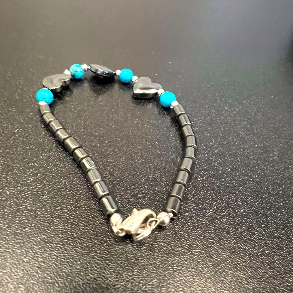 Hematite Necklace & Bracelet For Women both with pearls & hearts design - Picture 4 of 7